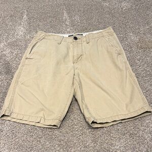 American Eagle Men's Tan Shorts